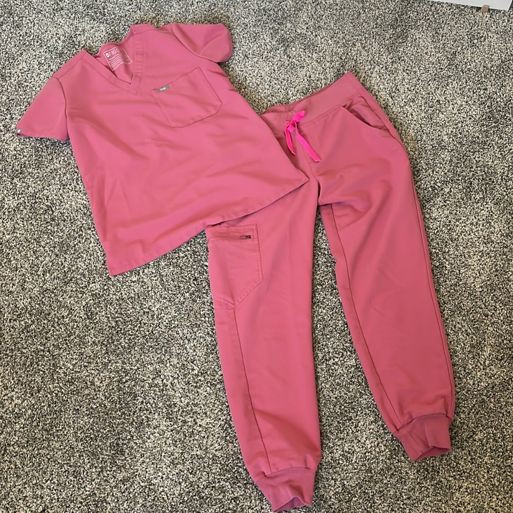 Figs Technical Collection Pink Scrubs Set XS/S